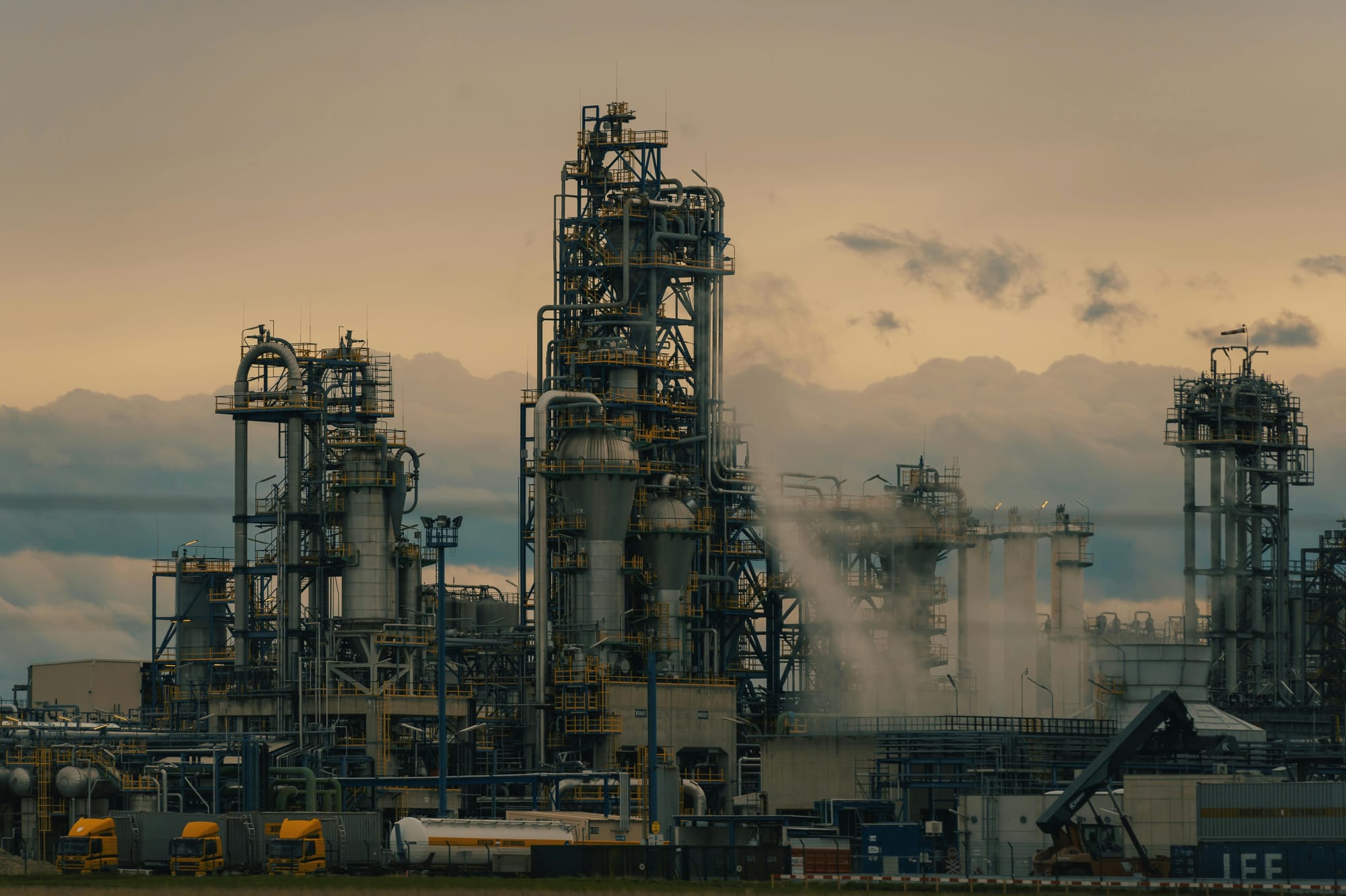 Energy Security and Market Dynamics with Natural Gas