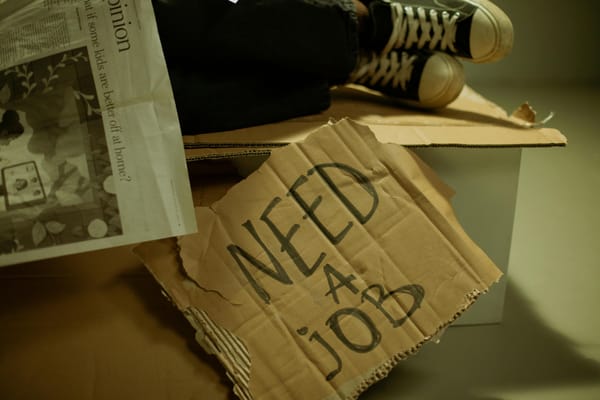 U.S. jobless claims fall for sixth consecutive week indicating resilience
